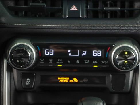 Used 2019 Toyota RAV4 XLE image 20