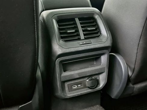 Used 2023 Volkswagen Tiguan SE R-Line AWD/4WD image 12