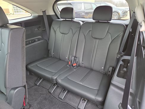 New 2026 Kia Sorento S w/ S Panoramic Sunroof Package FWD image 7