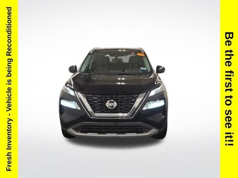 Used 2021 Nissan Rogue SV AWD/4WD image 2