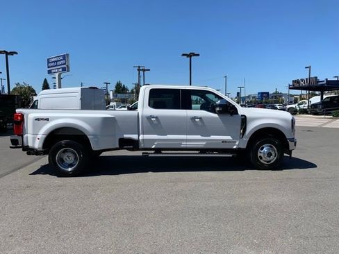 Certified 2025 Ford F350 Lariat image 8