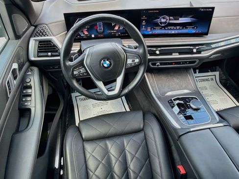 Used 2025 BMW X5 xDrive40i AWD/4WD image 17