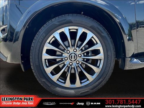 Used 2021 Nissan Armada Platinum w/ Captain's Chairs Package AWD/4WD image 34