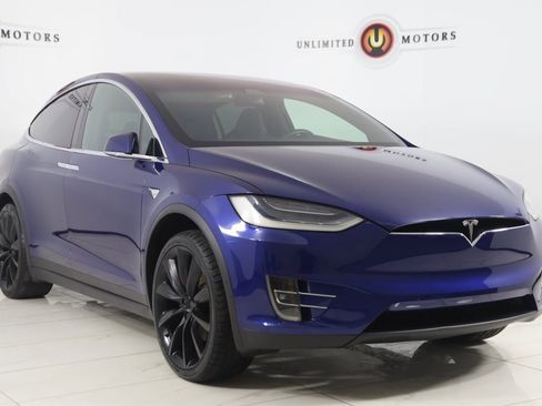 Used 2019 Tesla Model X 75D image 28