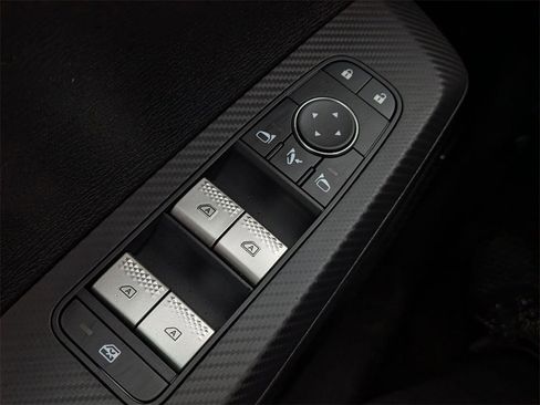 New 2026 Mitsubishi Outlander LE image 15