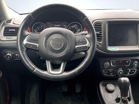 Used 2018 Jeep Compass Trailhawk w/ Cold Weather Group image 5