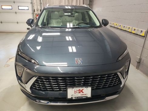 New 2026 Buick Envision Avenir image 6