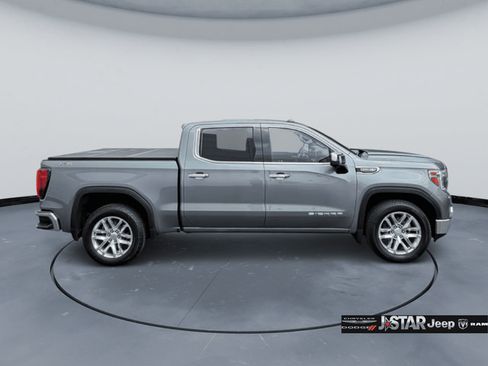 Used 2022 GMC Sierra 1500 SLT w/ SLT Premium Package AWD/4WD image 4
