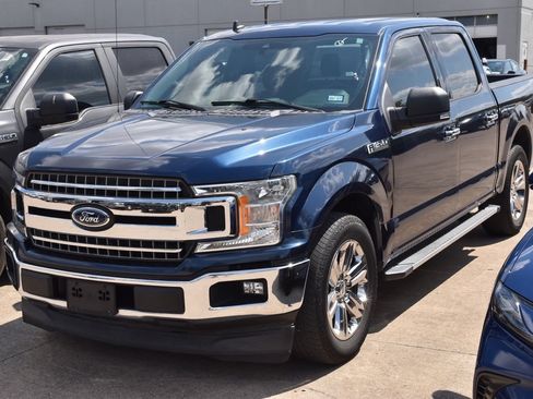 Used 2019 Ford F150 XLT w/ Equipment Group 302A Luxury RWD image 2