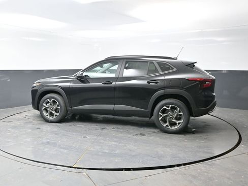 New 2026 Chevrolet Trax LT image 8