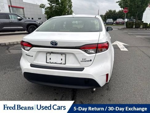 Used 2023 Toyota Corolla LE w/ Carpet Mat Package (TMS) FWD image 10