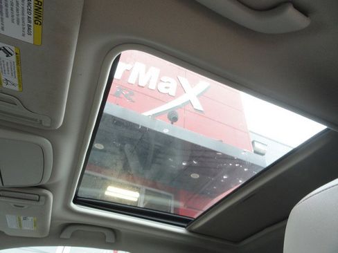 Used 2021 Subaru Forester Limited image 9