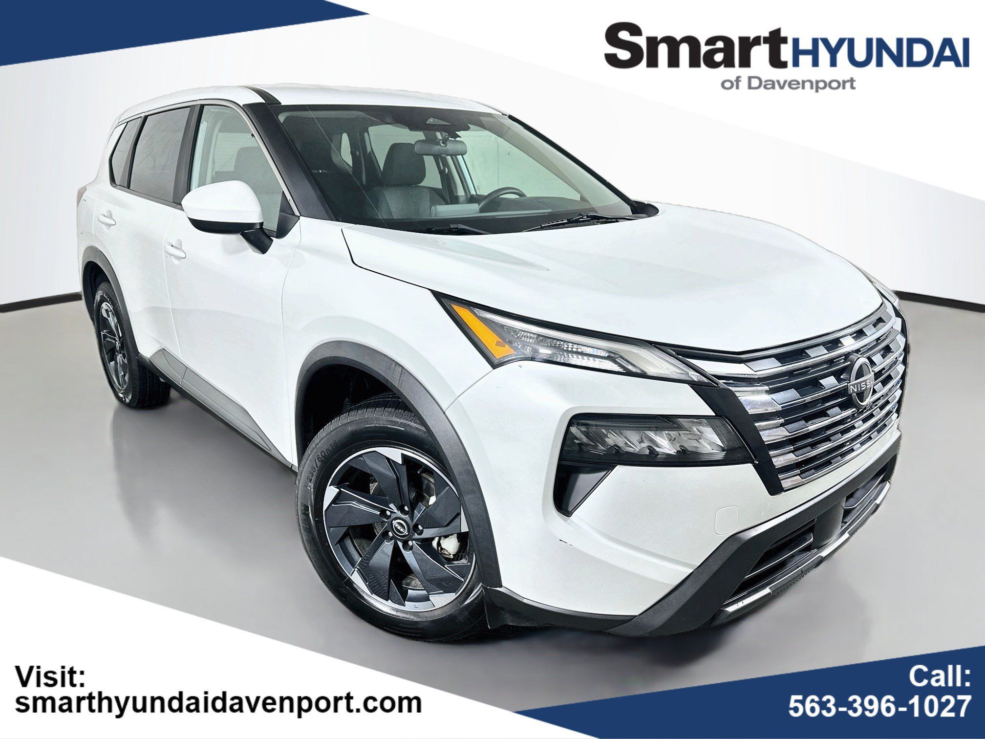 Used 2024 Nissan Rogue SV AWD/4WD image 1