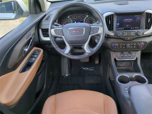 Certified 2020 GMC Terrain SLT w/ Preferred Package image 18