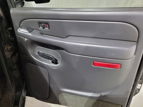 Used 2005 Chevrolet Silverado 1500 LS w/ Light Duty Power Package image 37