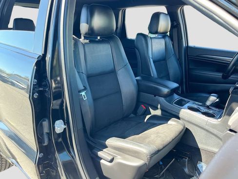 Used 2021 Jeep Grand Cherokee Laredo X image 26