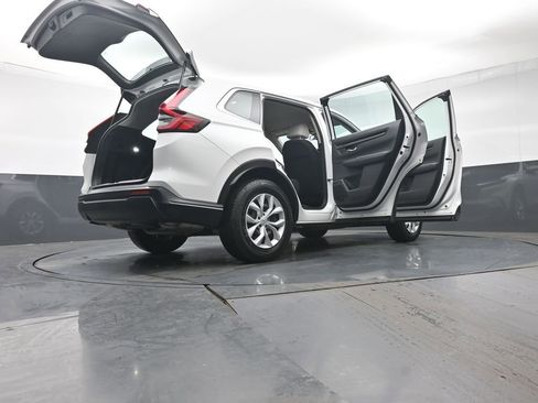 Used 2023 Honda CR-V LX image 45