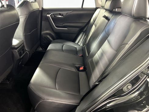 Used 2022 Toyota RAV4 XLE Premium AWD/4WD image 26