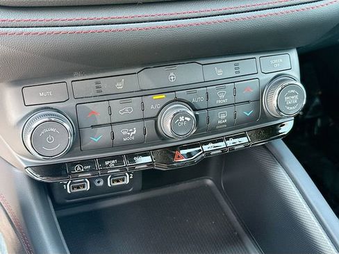 New 2026 Dodge Durango GT AWD/4WD image 17