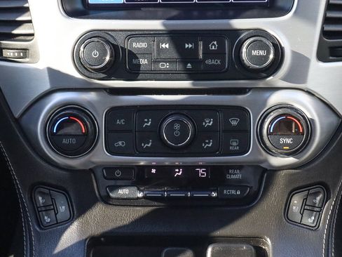 Used 2019 GMC Yukon XL SLT w/ Open Road Package image 28