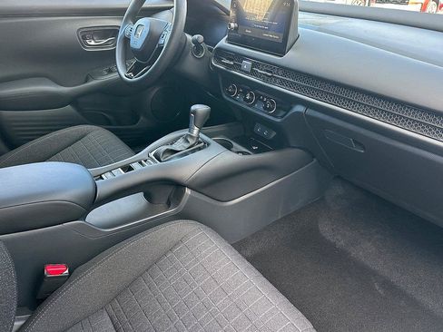 New 2027 Honda HR-V LX image 14