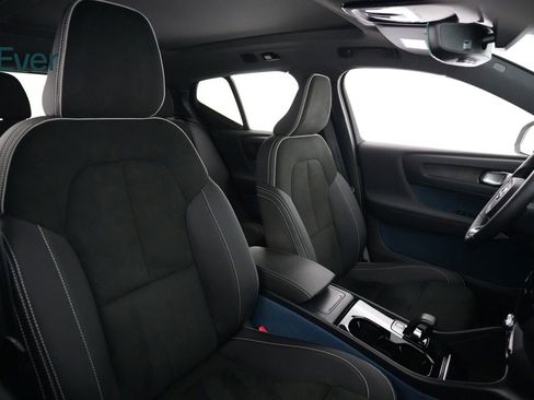 Used 2023 Volvo XC40 Recharge Plus w/ Protection Package Premier image 23