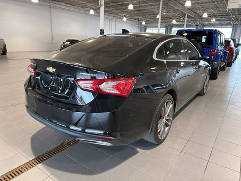 Used 2022 Chevrolet Malibu Premier FWD image 4