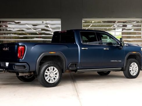Used 2023 GMC Sierra 2500 Denali w/ Denali Ultimate Package AWD/4WD image 8