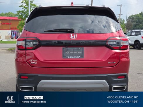 Used 2024 Honda Pilot Elite image 22