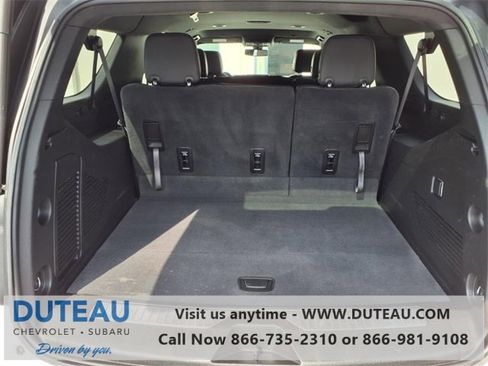 Used 2022 Chevrolet Suburban RST image 6