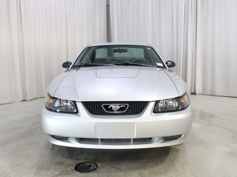 Used 2003 Ford Mustang Coupe RWD image 30