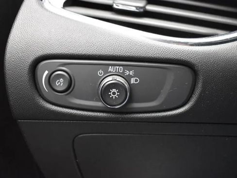 Used 2024 Chevrolet Malibu LT image 21