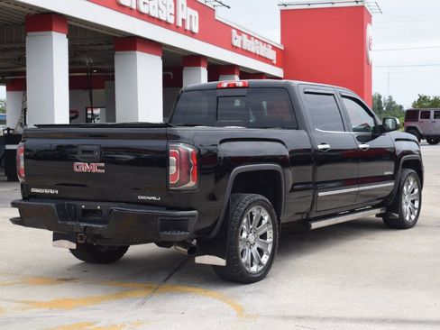 Used 2018 GMC Sierra 1500 Denali w/ Denali Ultimate Package AWD/4WD image 3