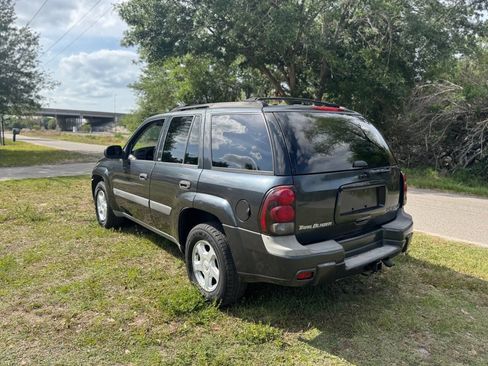 Used 2003 Chevrolet TrailBlazer LS w/ Preferred Equipment Group RWD image 3