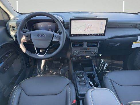 New 2025 Ford Maverick Lobo image 5