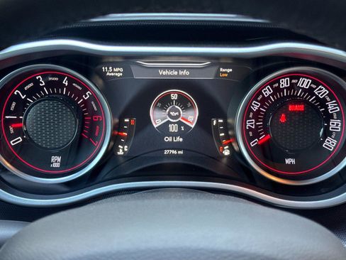 Used 2016 Dodge Challenger R/T Scat Pack RWD image 21