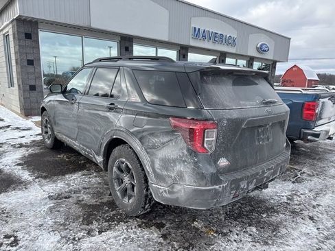 Used 2023 Ford Explorer Timberline image 3