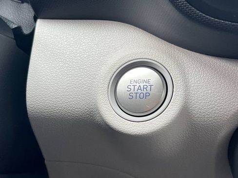New 2026 Hyundai Venue SEL FWD image 21