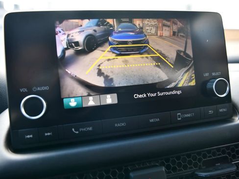 Used 2023 Honda HR-V LX image 18