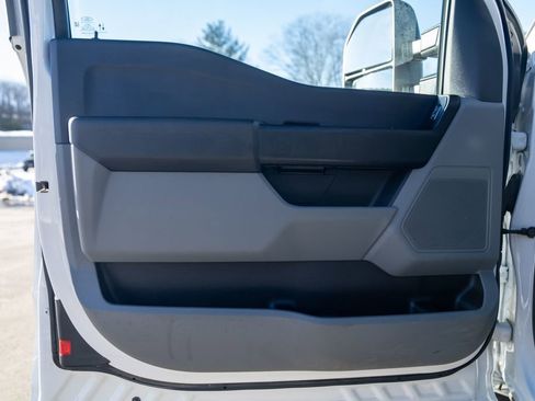 Used 2024 Ford F250 XL image 15