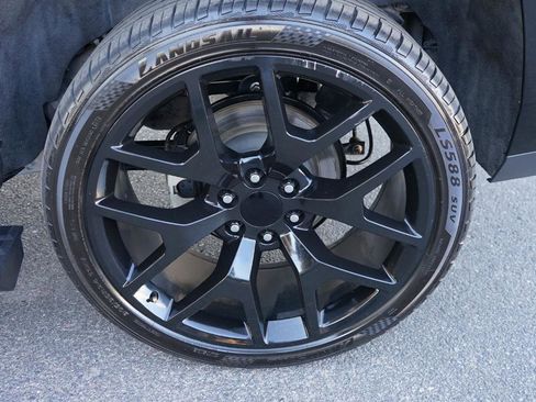 Used 2019 Cadillac Escalade Platinum AWD/4WD image 26