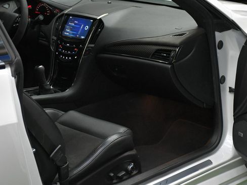 Used 2017 Cadillac ATS V w/ Carbon Black Package RWD image 48
