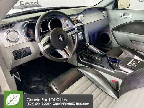 Used 2008 Ford Mustang GT Premium image 3