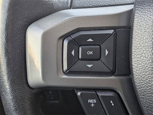 Used 2021 Ford Expedition XLT image 31