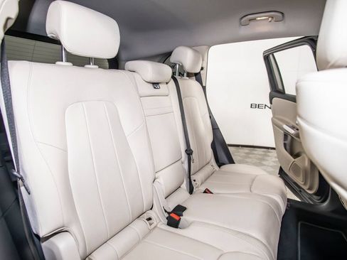 Used 2020 Mercedes-Benz GLB 250 4MATIC image 15