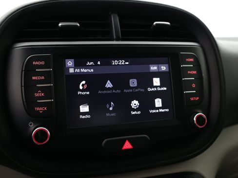 Used 2021 Kia Soul LX FWD image 19