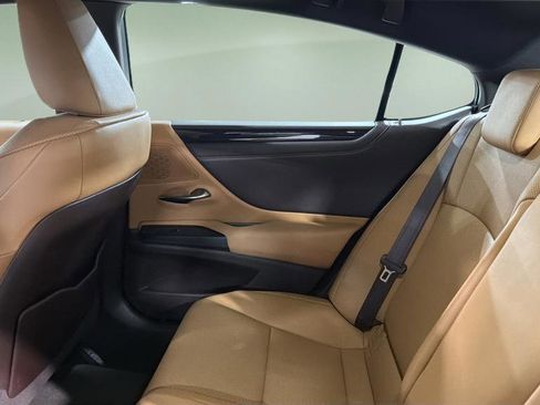 Used 2019 Lexus ES 350 w/ Premium Package image 16