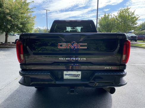 Used 2023 GMC Sierra 2500 AT4 w/ Gooseneck/5TH Wheel Package AWD/4WD image 8
