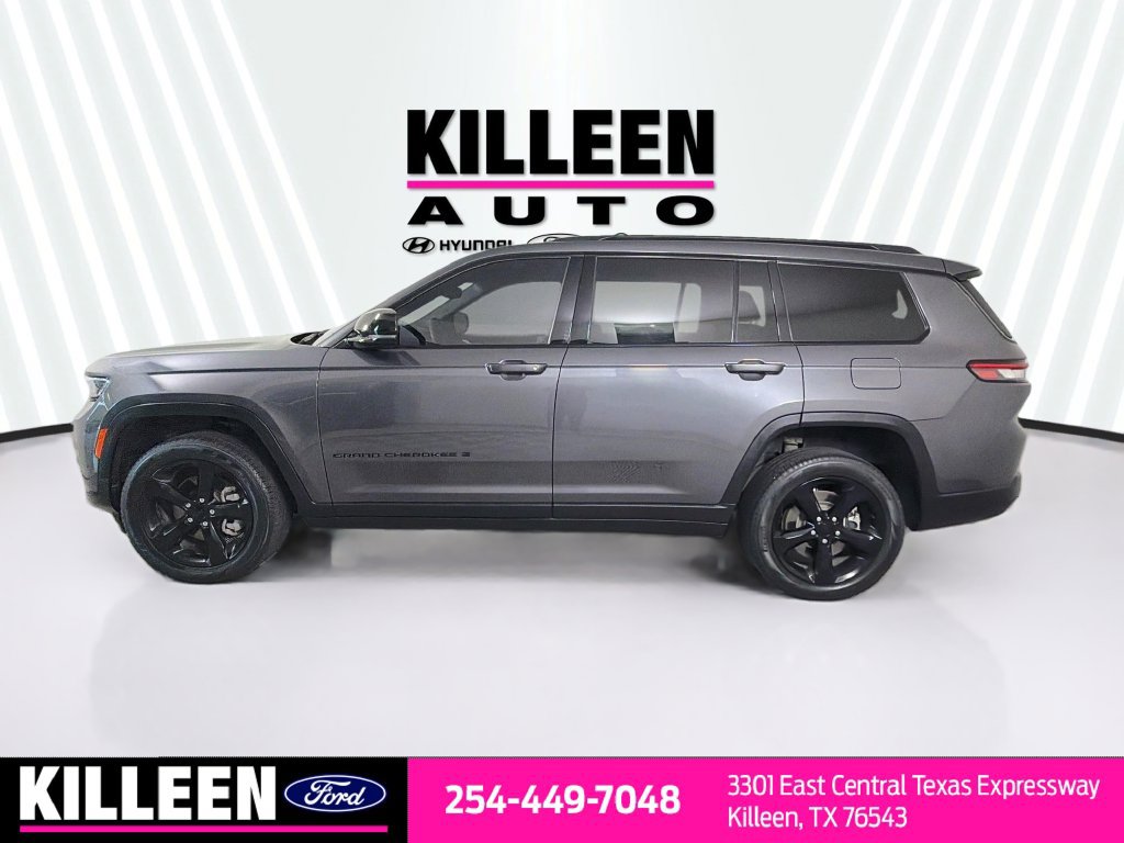 Used 2024 Jeep Grand Cherokee L Limited w/ Black Appearance Package RWD image 4