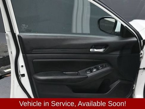 Used 2021 Nissan Altima 2.5 S FWD image 10